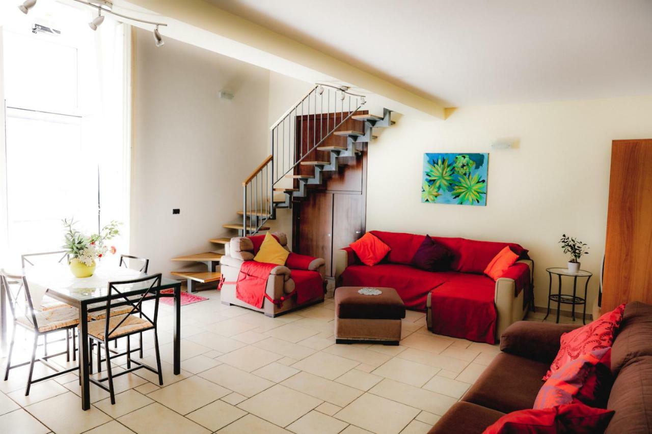 Bed & Breakfast Spicchi Di Sole Napoli
